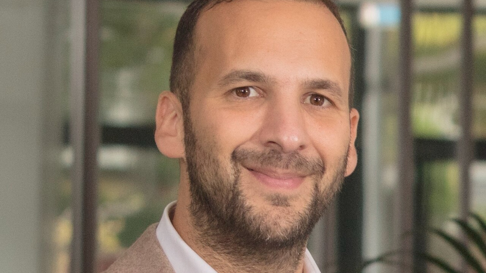Green party leader tells government to publish unredacted report on ecosystem collapse