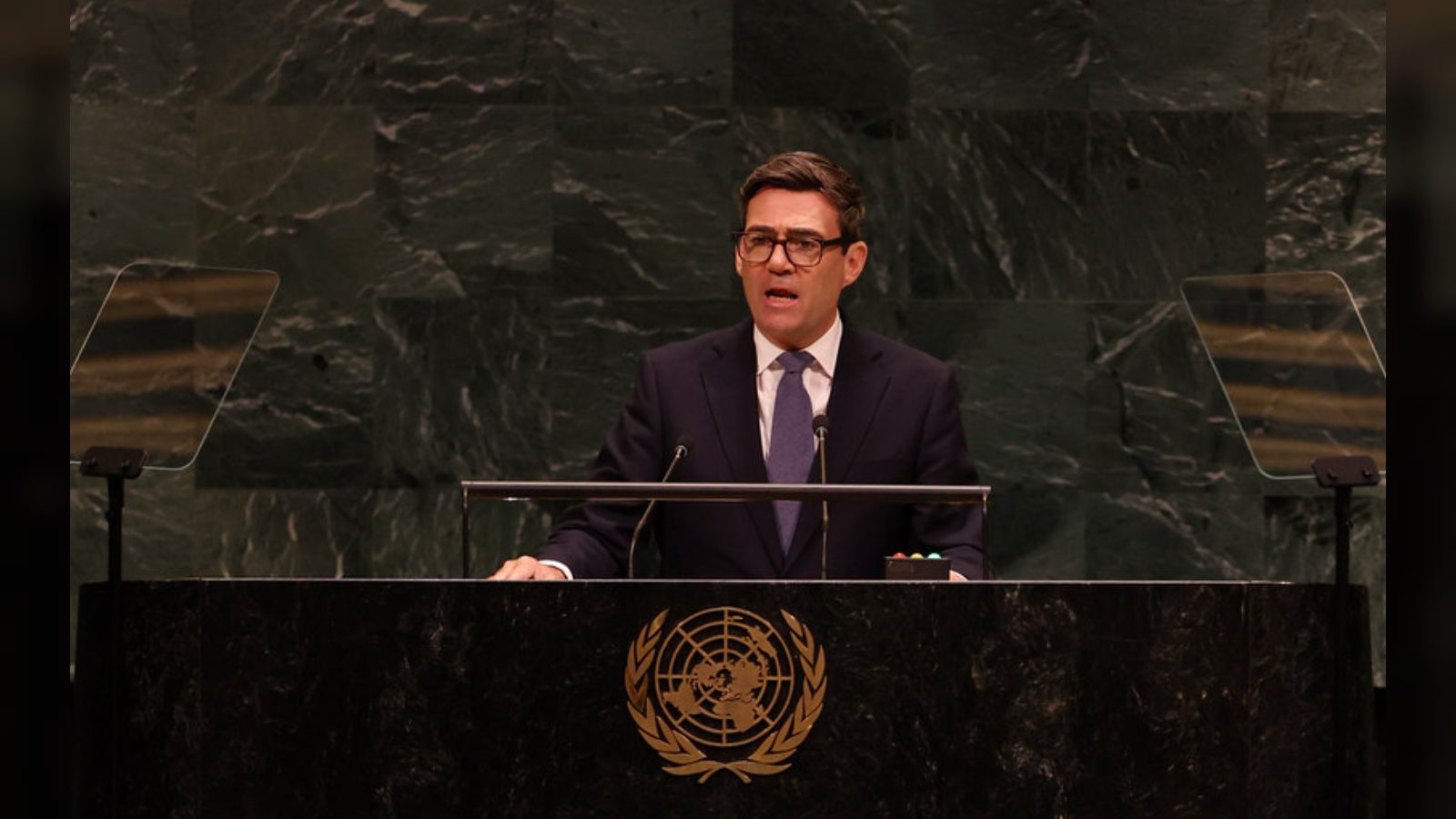 Andy Burnham cuts VAT on home electricity, saving EV drivers £14.90