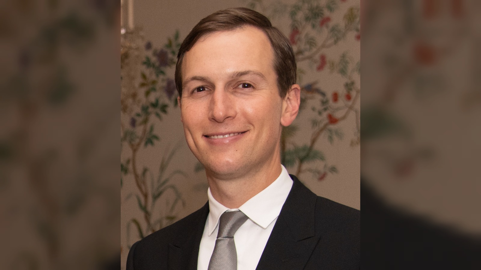 Senator urges Trump to drop Jared Kushner from Iran peace talks