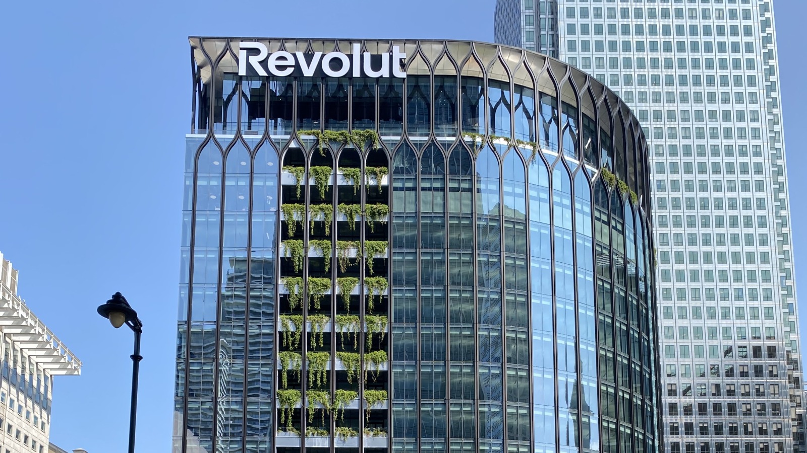 Revolut gets a new European banking licence after issues with regulators