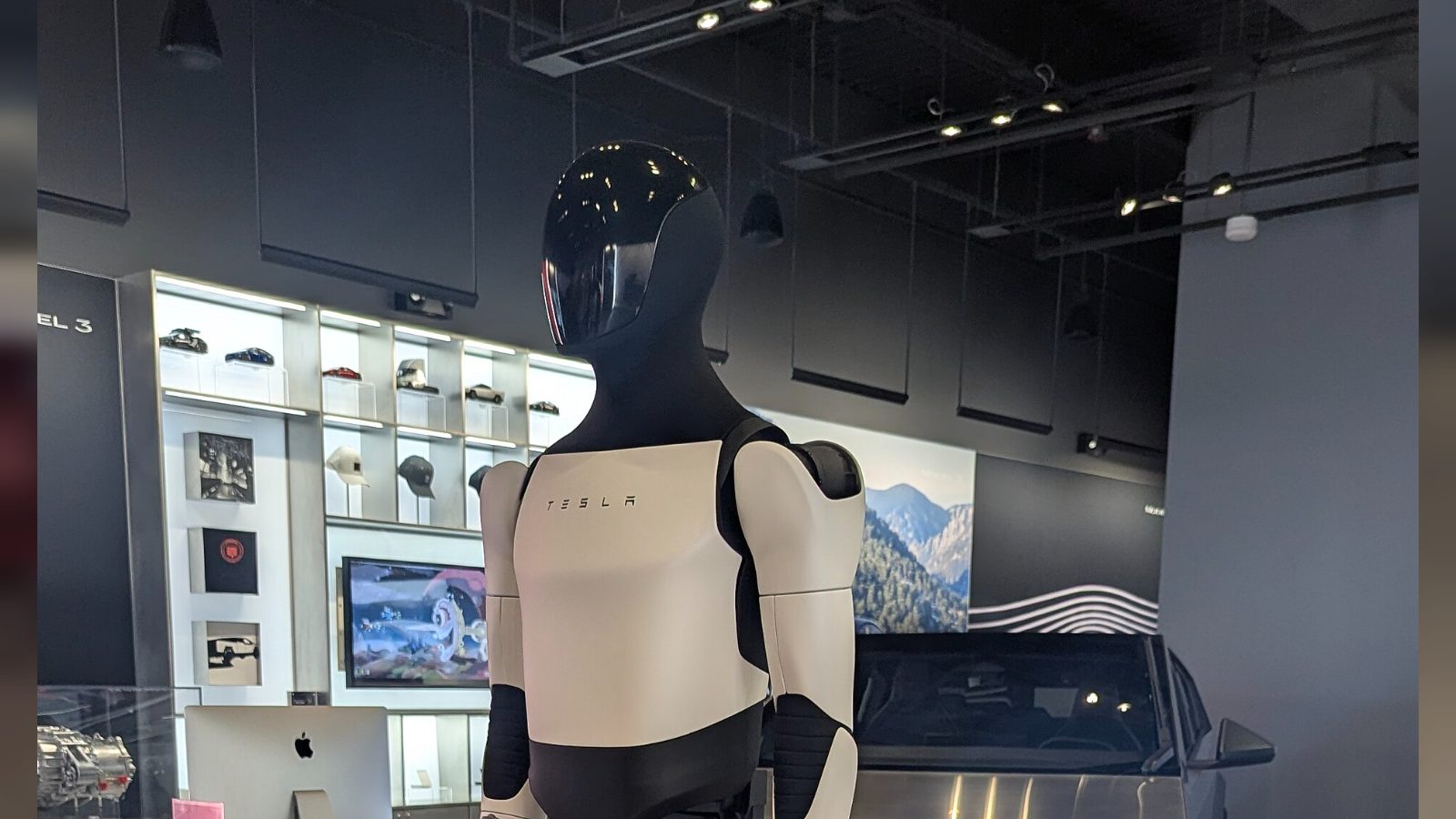 Tesla's Optimus AI plays Counter-Strike and Diablo by watching, says Musk
