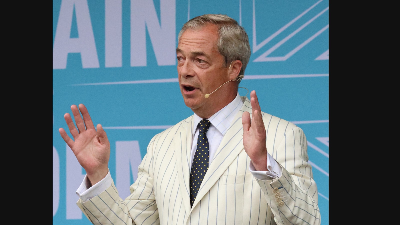 Farage pledges to reform Lords and judges if they obstruct Reform UK plans