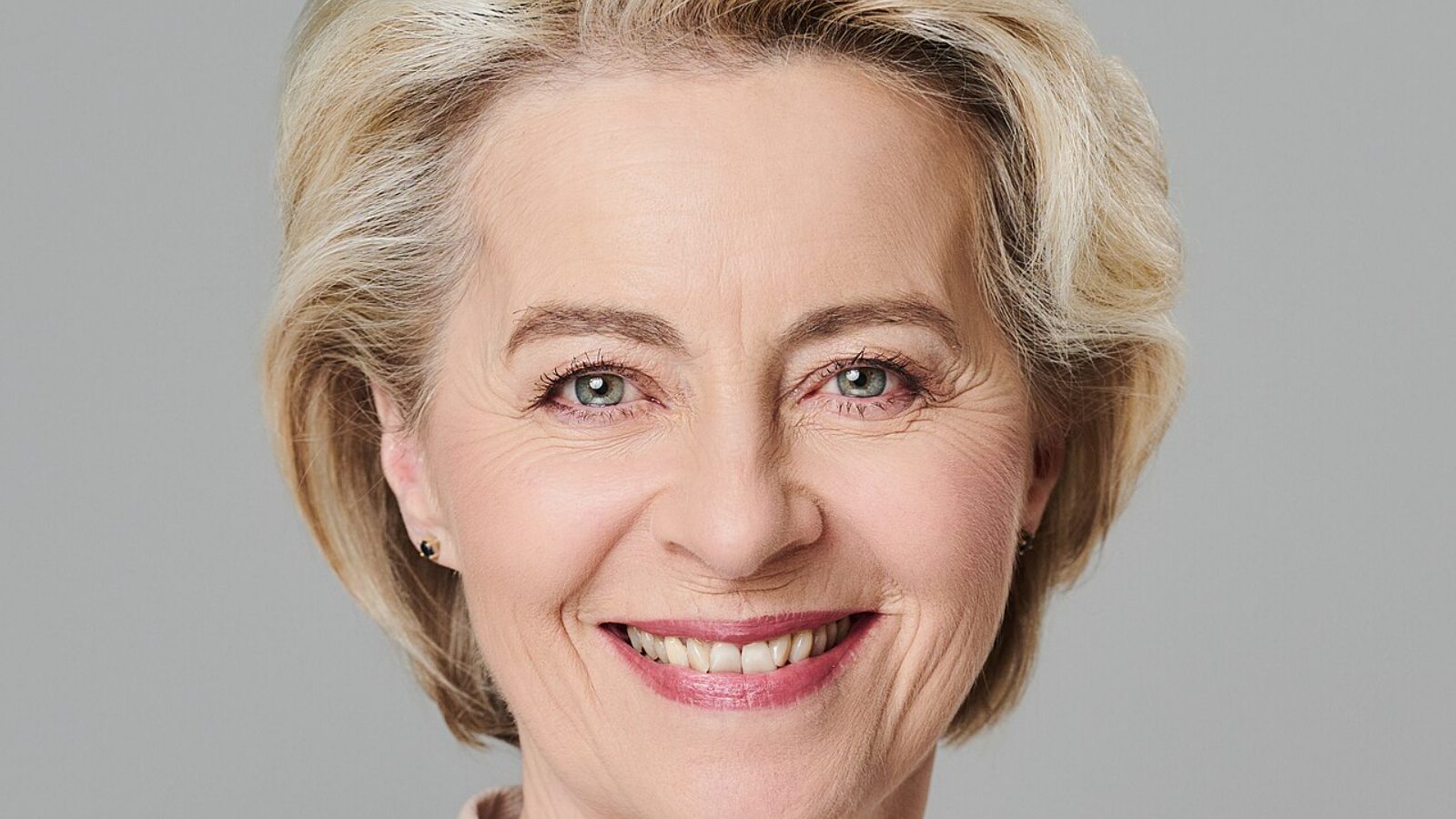 Why the EU wants to ban social media under 13