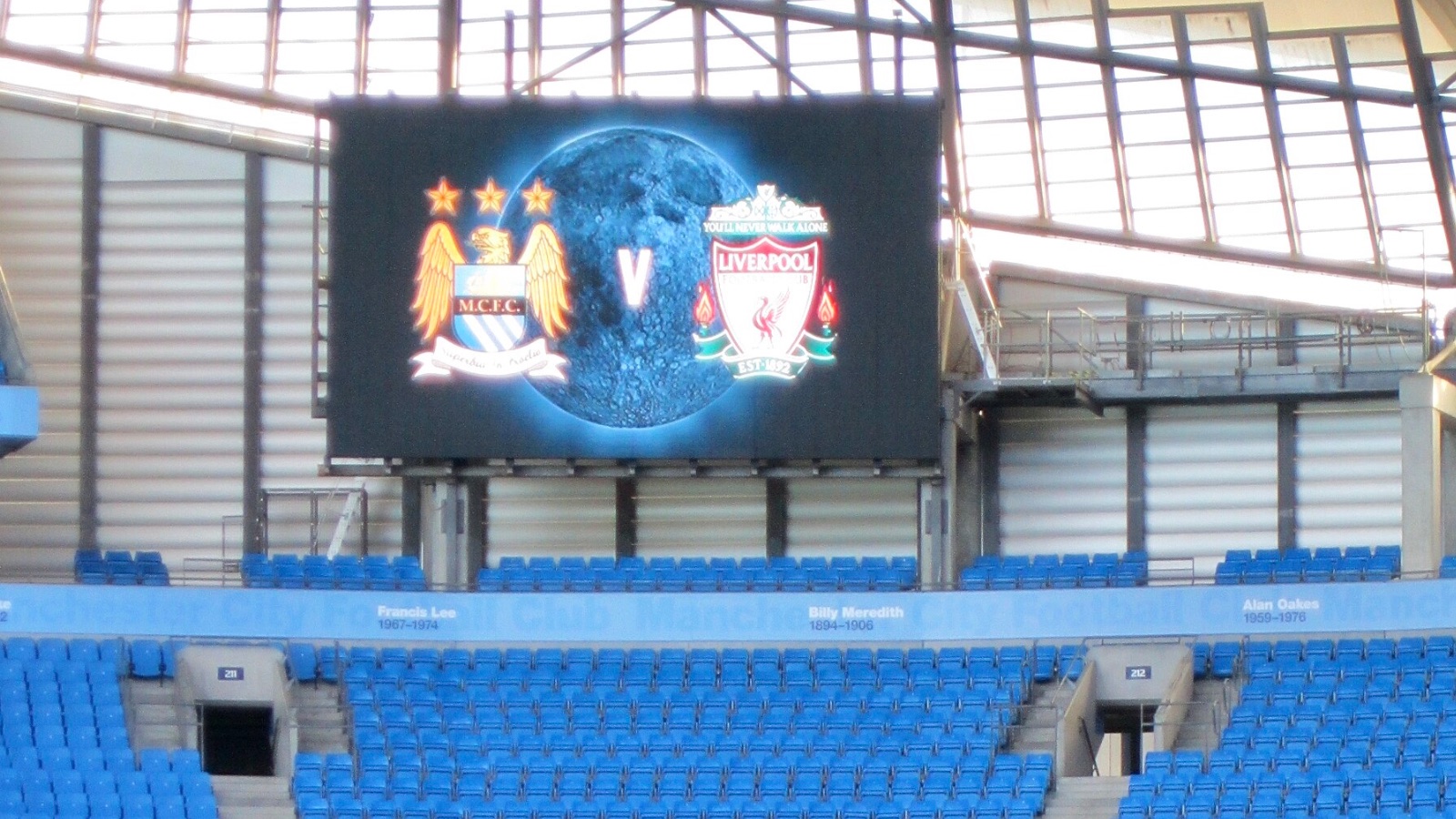 Manchester City rely on team's fighting spirit for Liverpool match