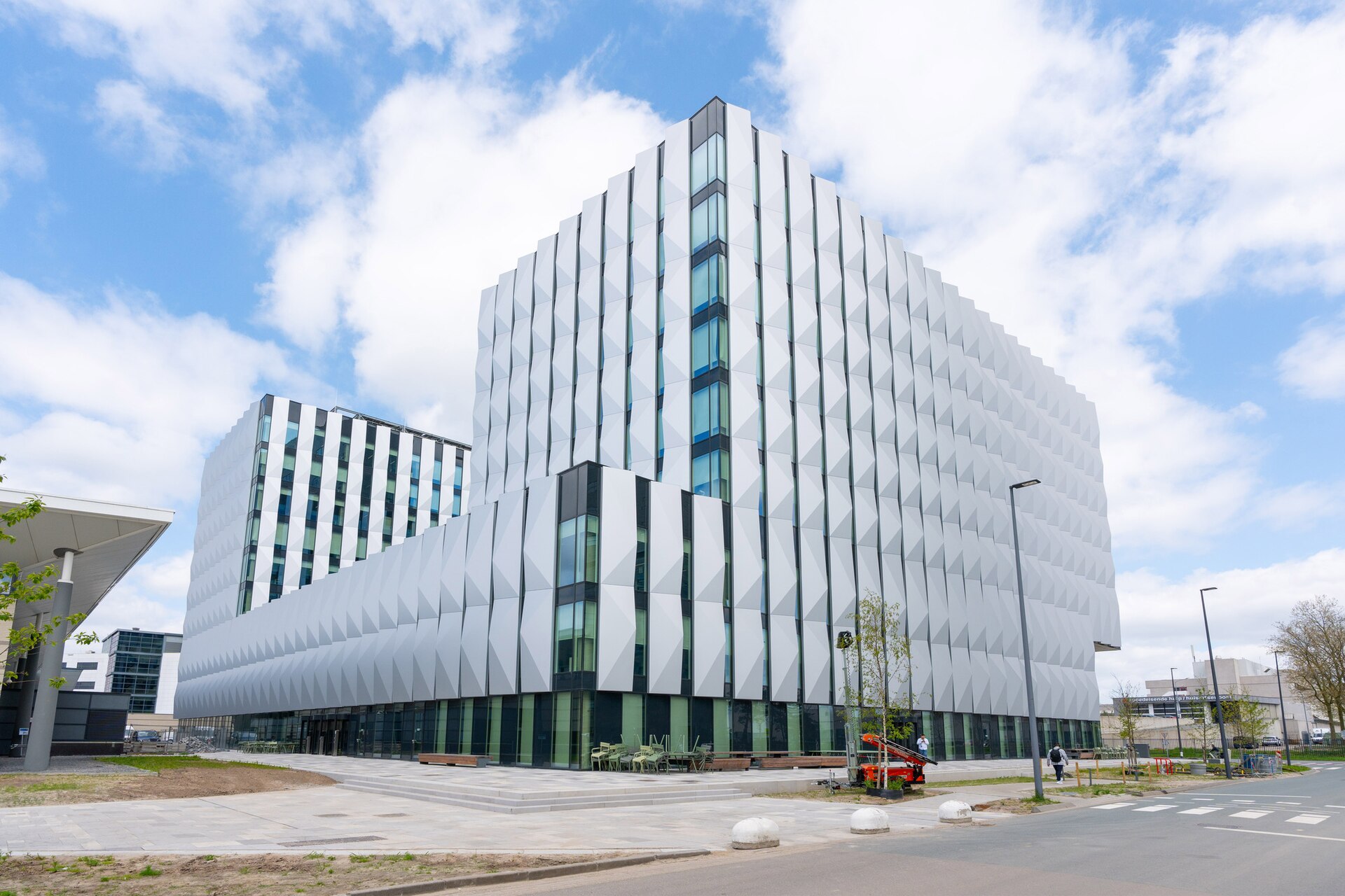 네덜란드 펠트호번의 ASML 건물 외관