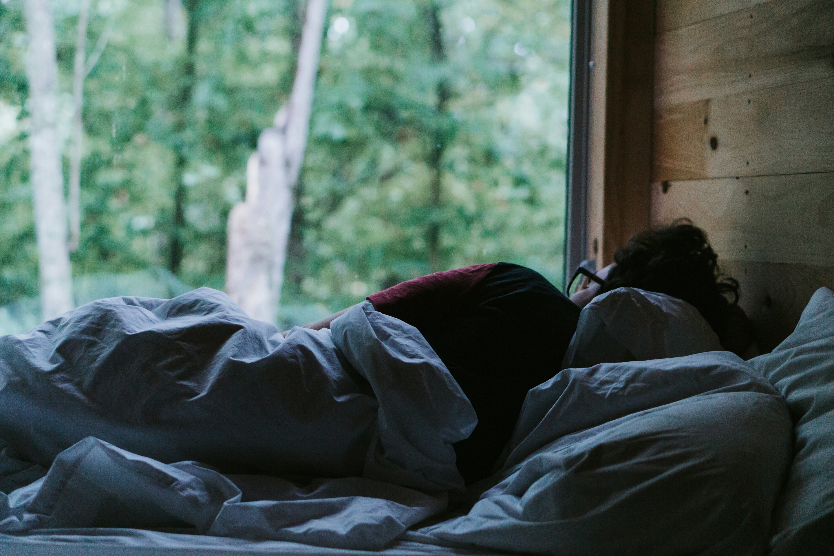 A potential sleep crisis among workers over 50: Study links work-related stress to range of well-being issues