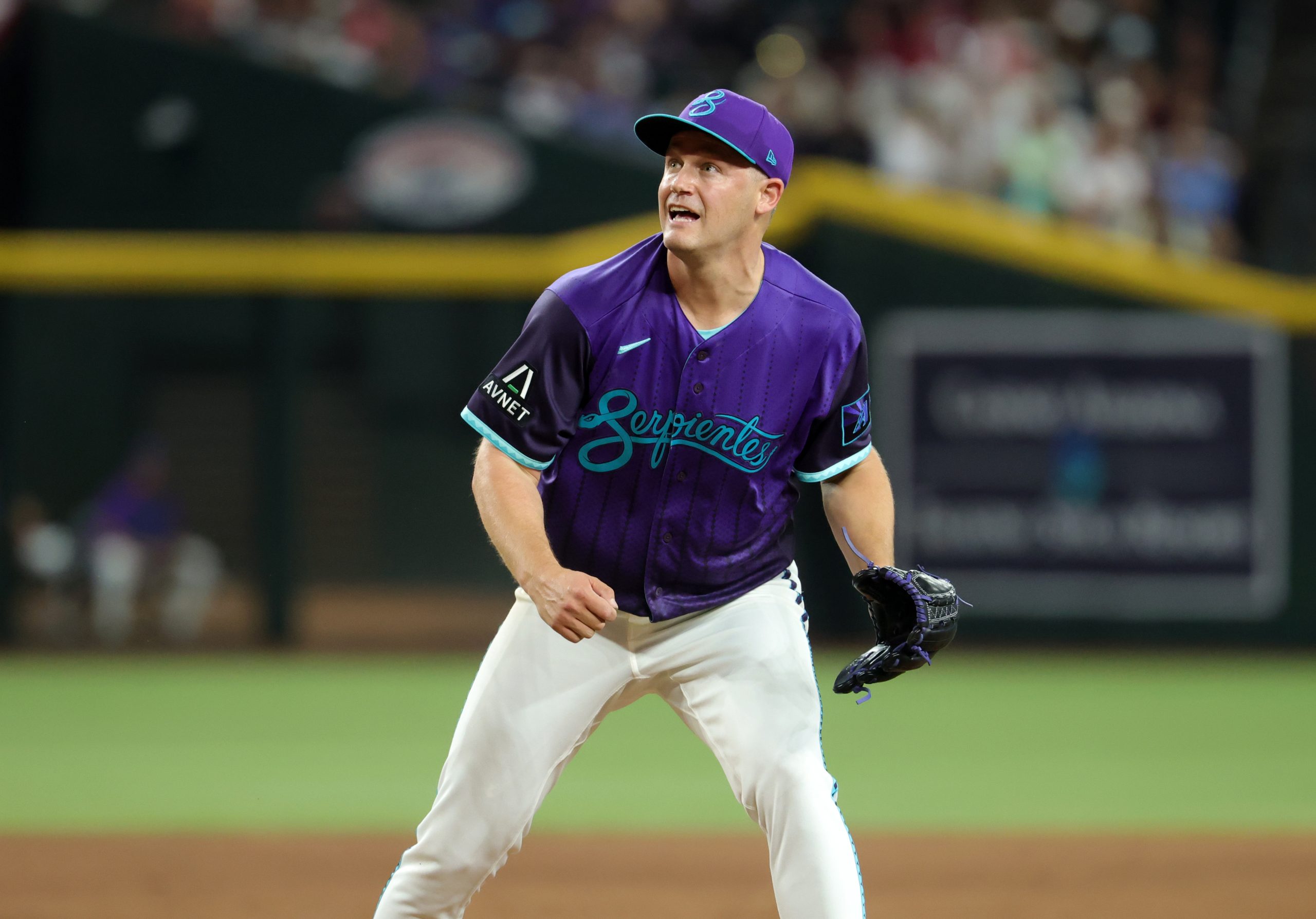 Diamondbacks fans react to Paul Sewald’s rough night vs. Pirates