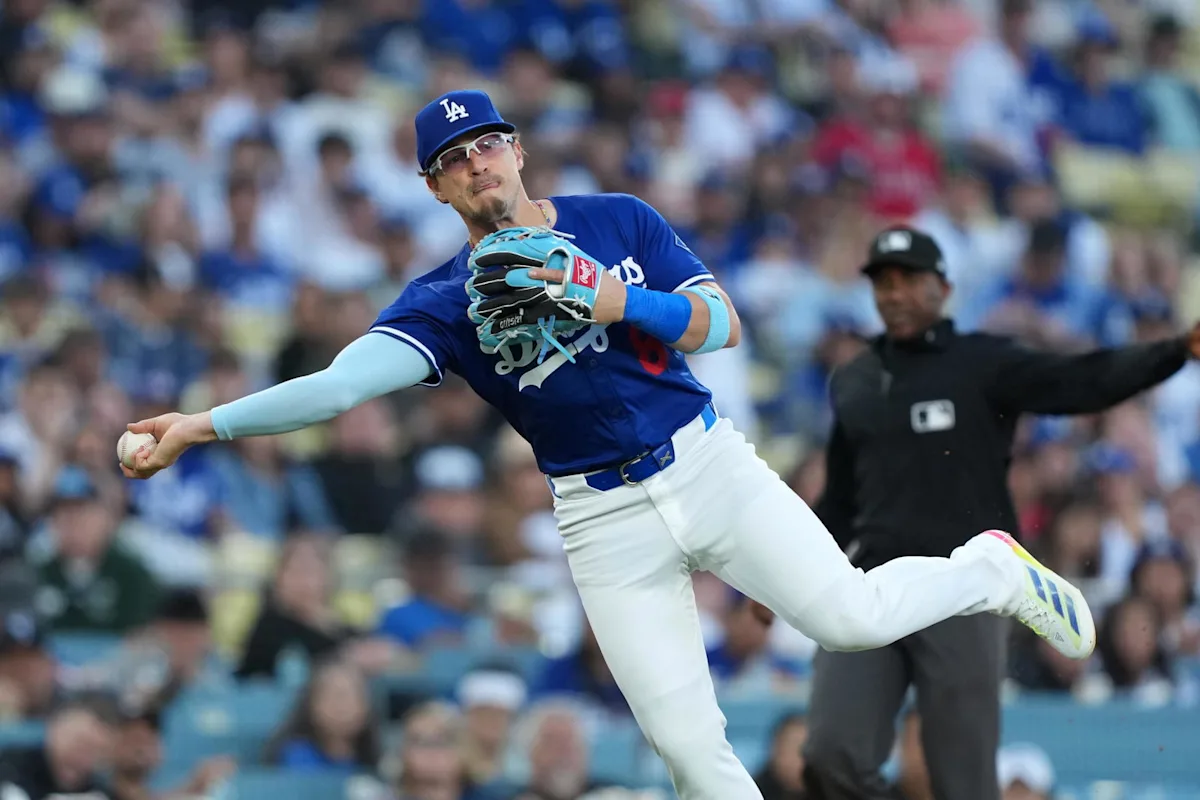 Dodgers to Retain Hernández, Díaz From Injured List