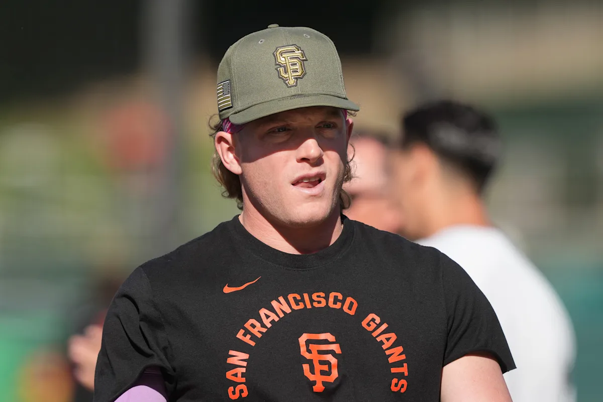 Giants CF Harrison Bader further injures already ailing foot in scooter accident, needs MRI