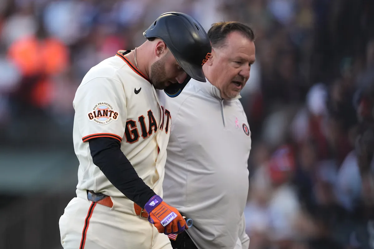 Giants infielder Casey Schmitt placed on 10-day with torn meniscus