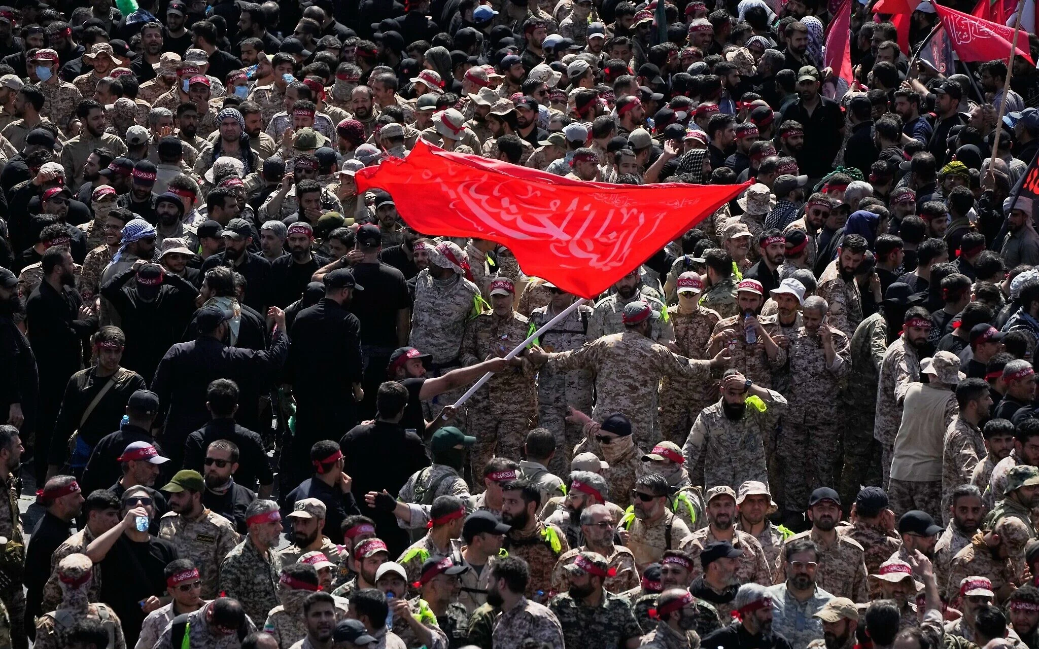 IRGC fires missiles at US forces in Jordan, the first Iranian attack since Trump paused strikes