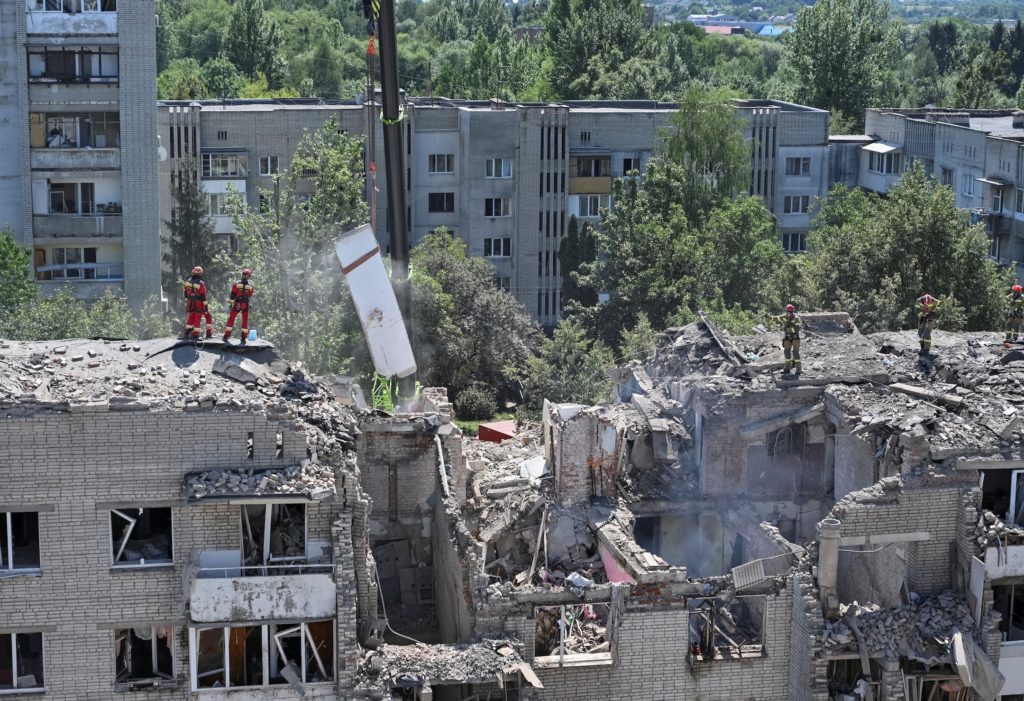 News Wrap: Russian drone and missile attack kills 10 in Ukraine