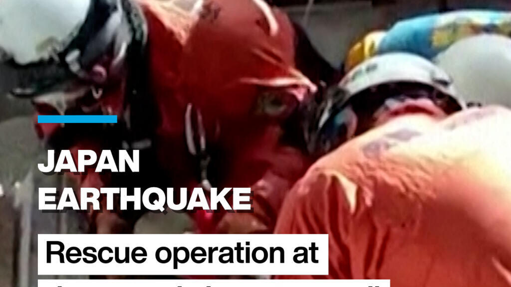 Rescue operation at Japan shopping mall destroyed in quake