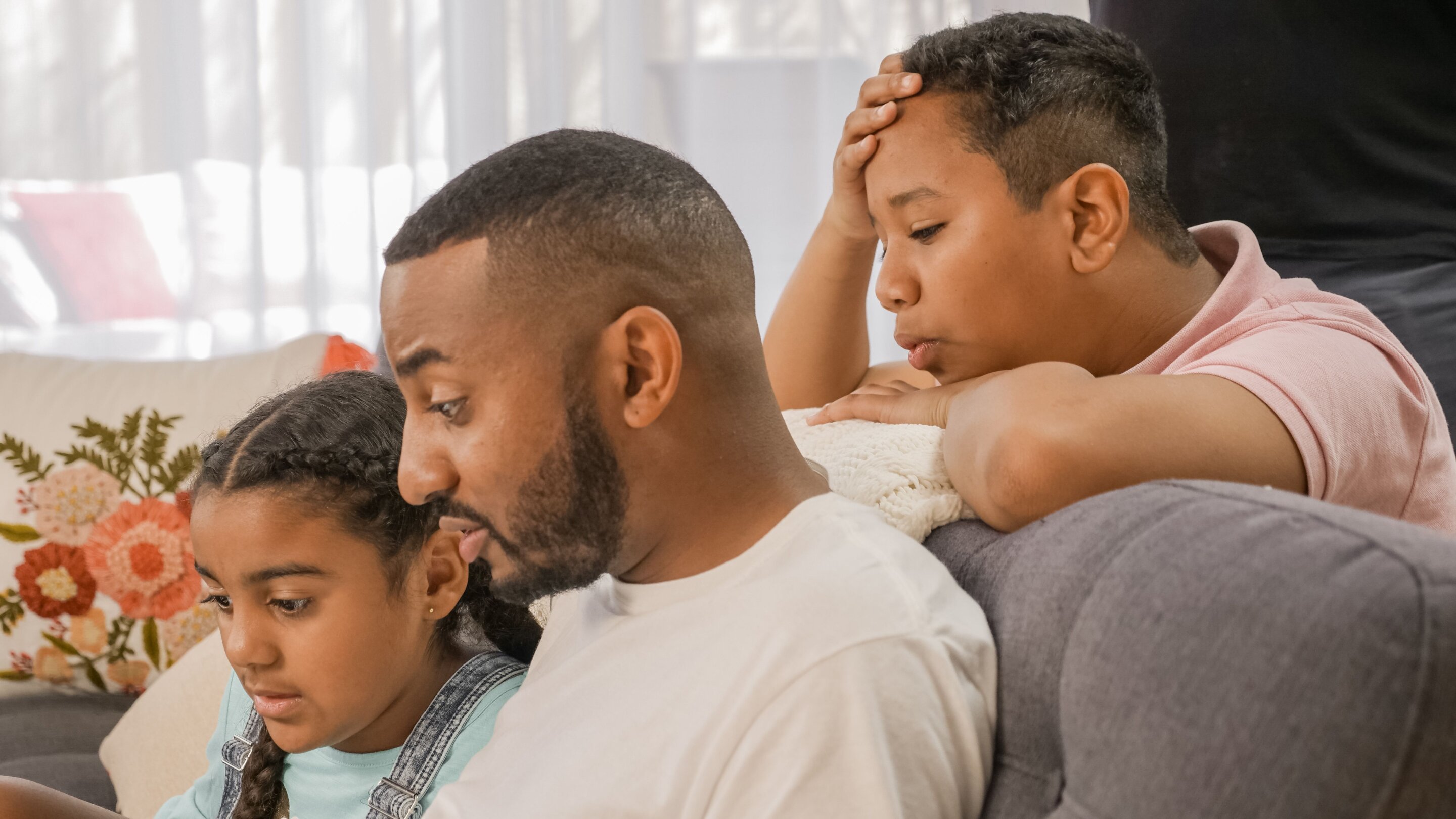 Study sheds light on why children of divorce face higher risk of lifetime depression