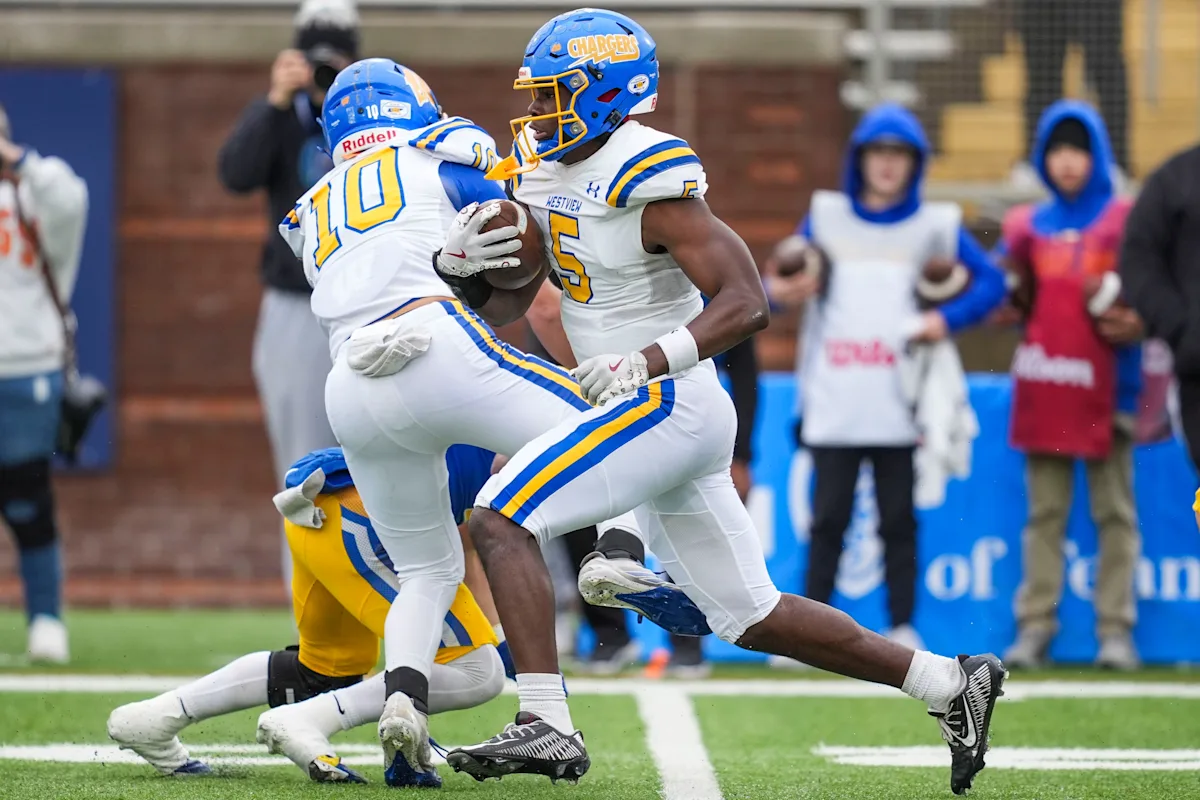 Tennessee football, Josh Heupel lands Asa Barnes, 2027 RB from Westview