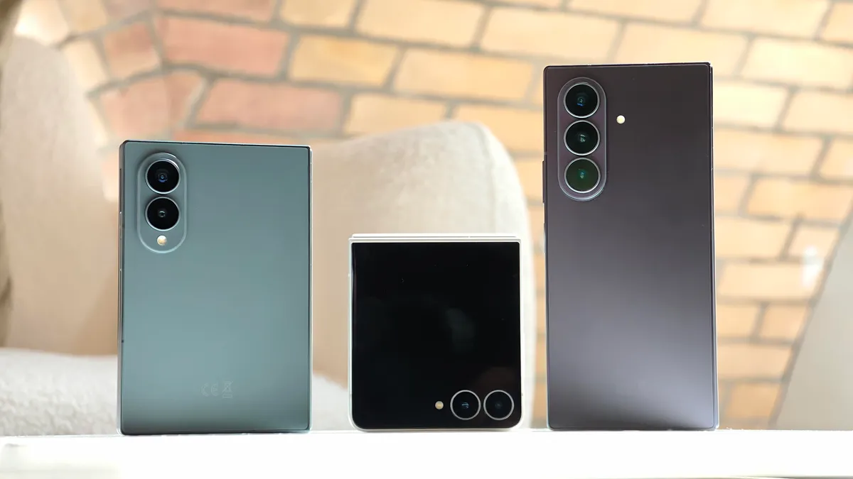 The Galaxy Z Fold 8 is so good, I don't see the point of flip phones any more