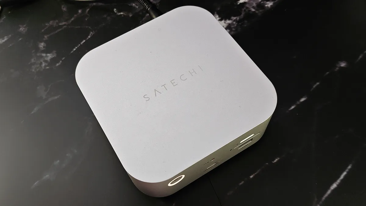 This docking station's 'hidden compartment' disrupted my desktop - for the better