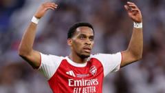 Timber leaves Arsenal camp for groin check