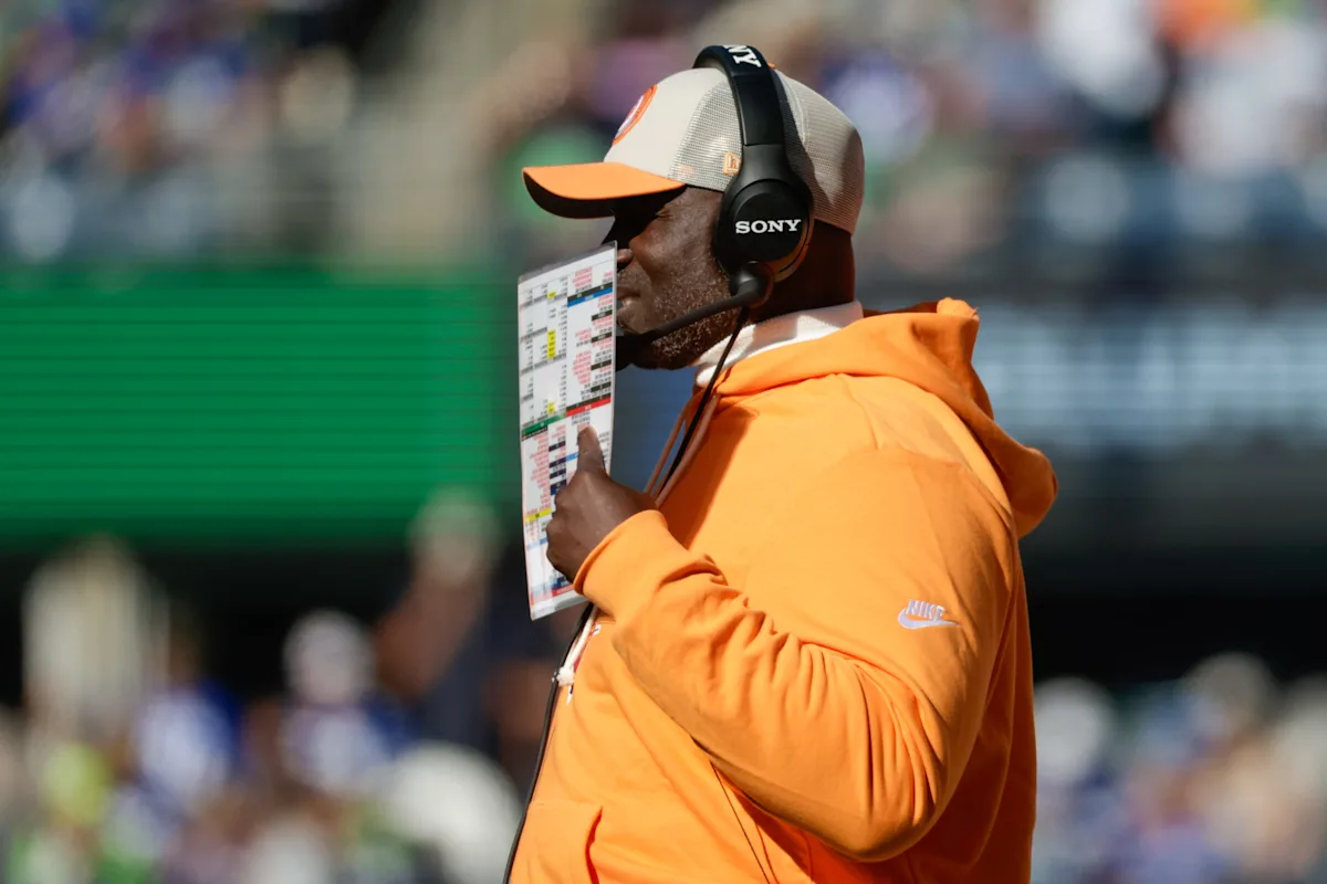 Todd Bowles focused on keeping things about 'ball' in 2026