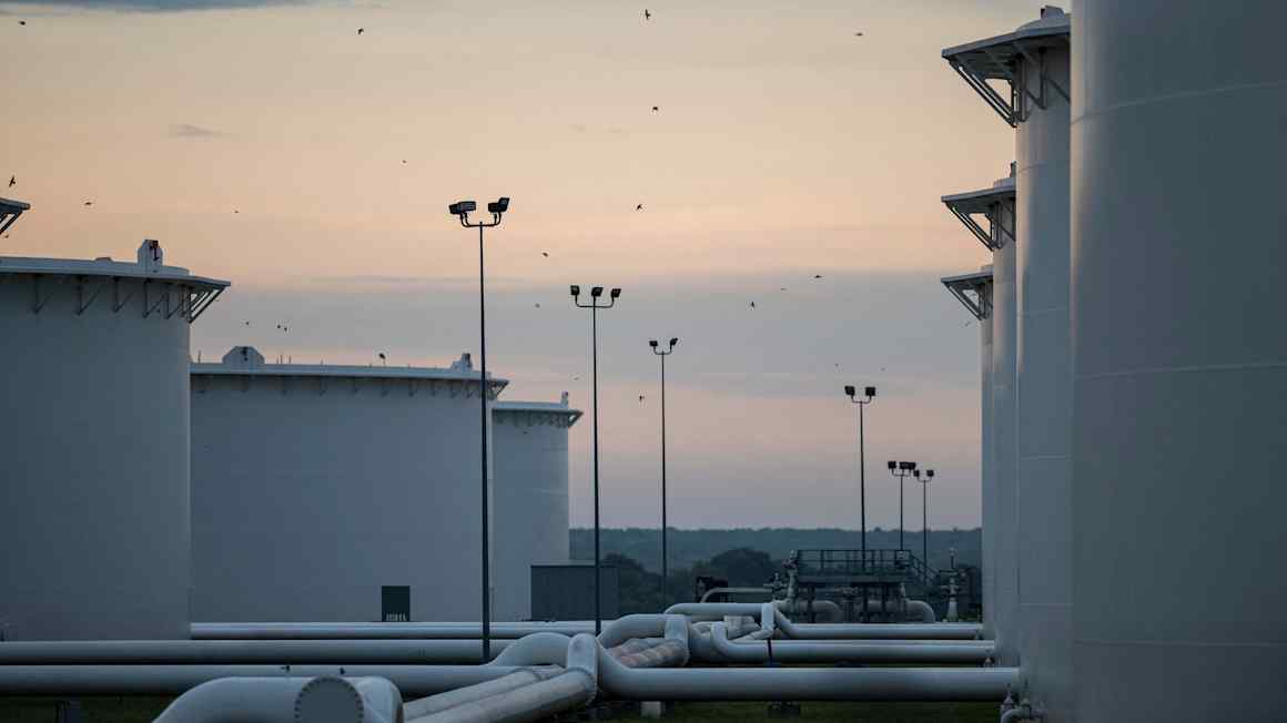 US oil inventories fall to ‘precariously low’ level as Iran war disrupts supply