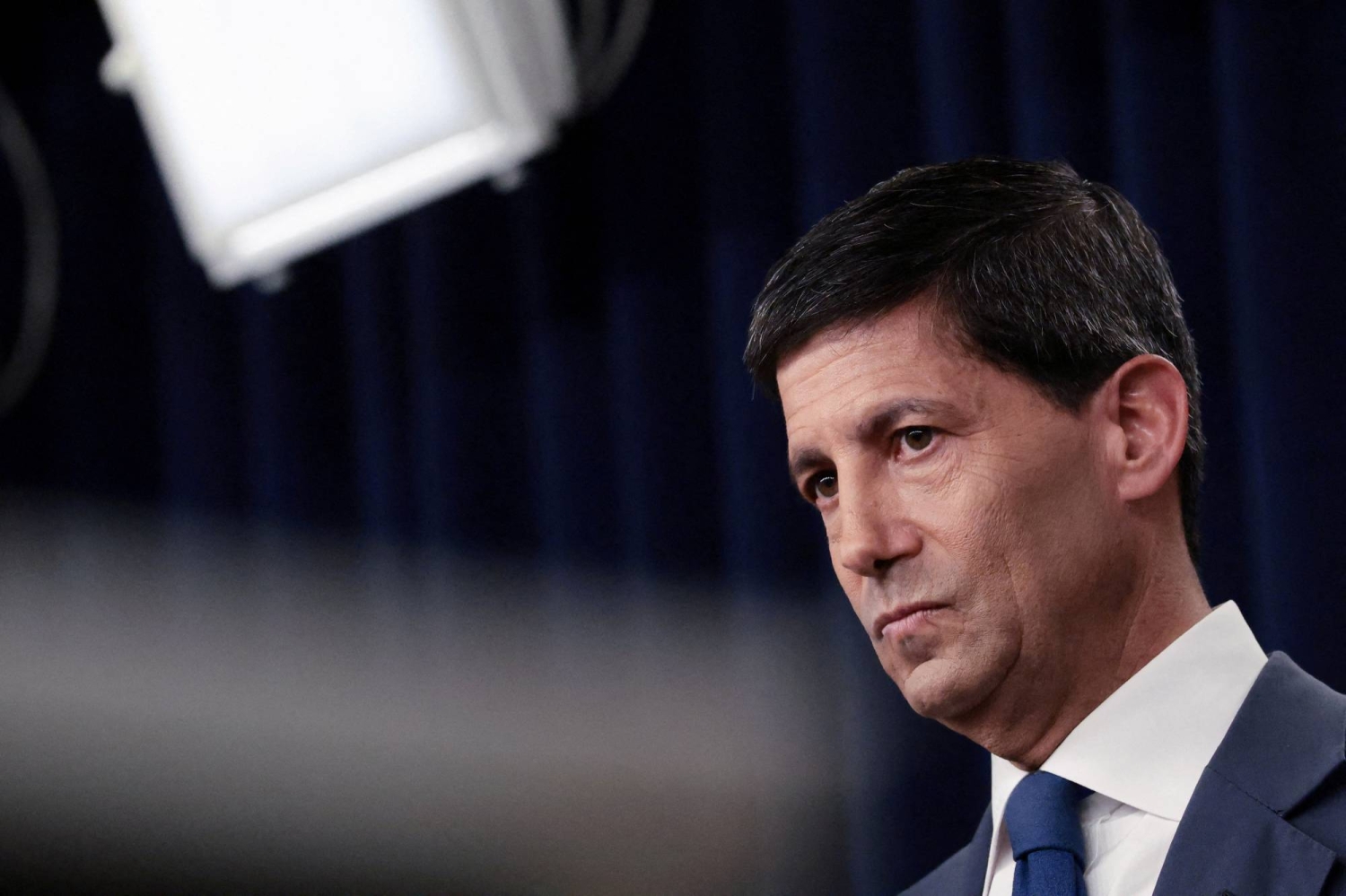 Warsh vows not to ‘waver’ on inflation as divided Fed leaves rates unchanged