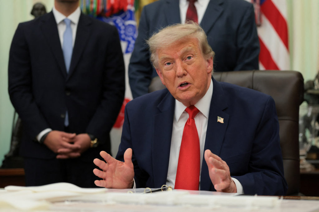 WATCH: Trump, Duffy announce $22.5 billion Dulles Airport renovation