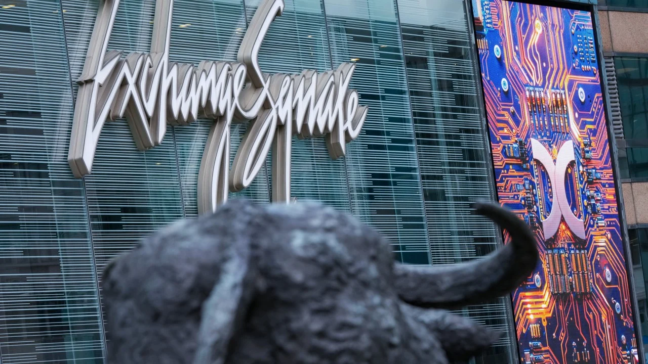Why is Zhongji unveiling US$1.2 billion in buy-backs before its Hong Kong debut?