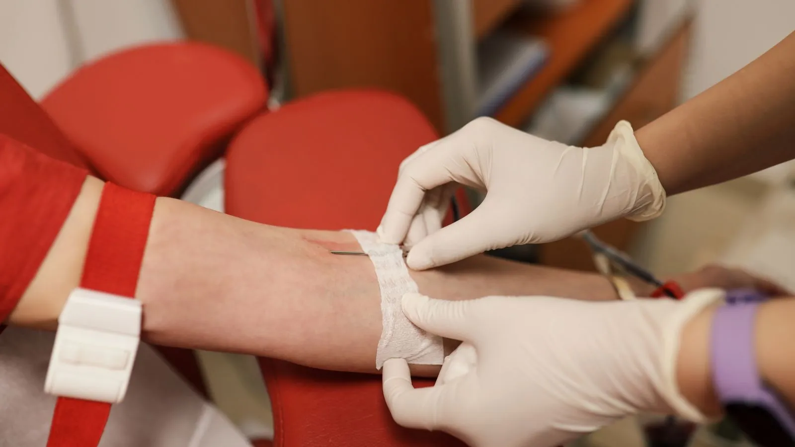 Why the US has declared only its second-ever national blood crisis