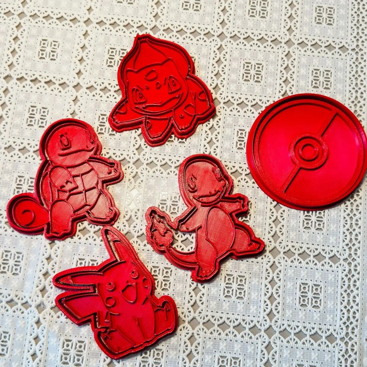 Cortadores De Biscoito Kit 5 Carimbos Pokémon Confeitaria - imagem principal do produto