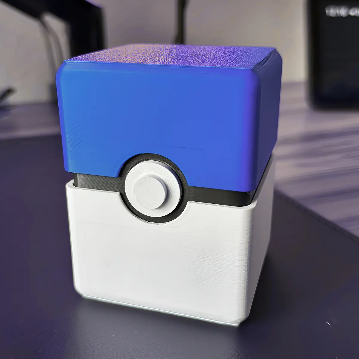 Caixa Porta Cartas Pokemon Cards Pokebola Cabe 120 Cartas - imagem principal do produto