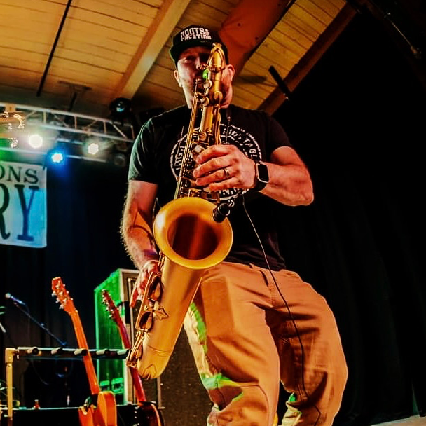 Say it with sax! Cameo-style video message!