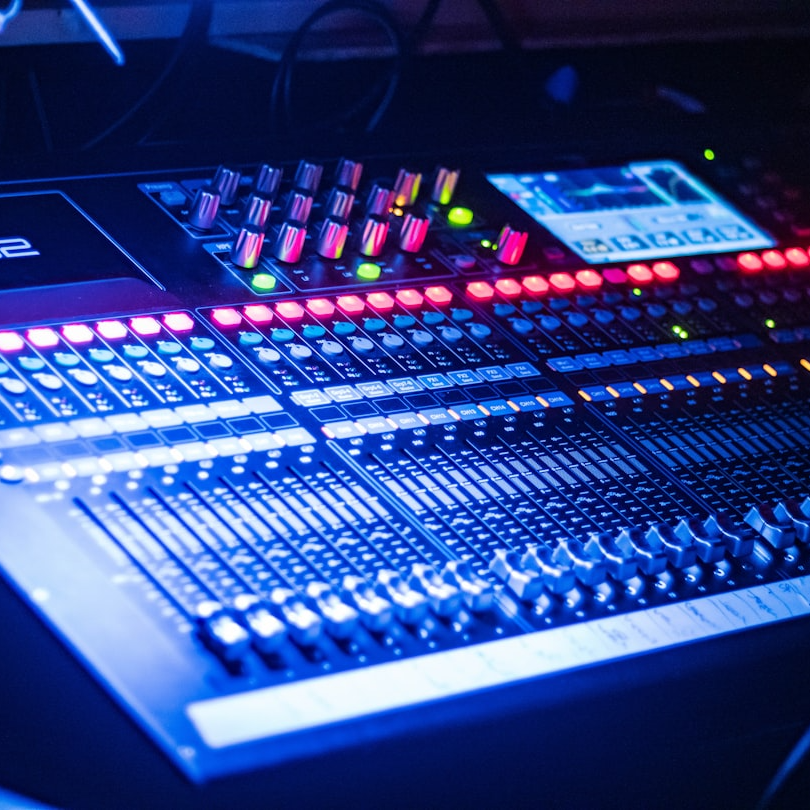 "Root Down" Exclusive Studio Tour