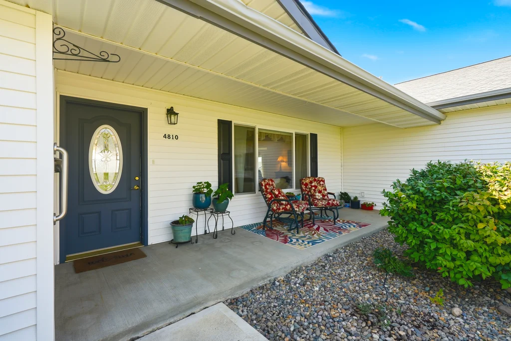 4810 Maple Ave 0005