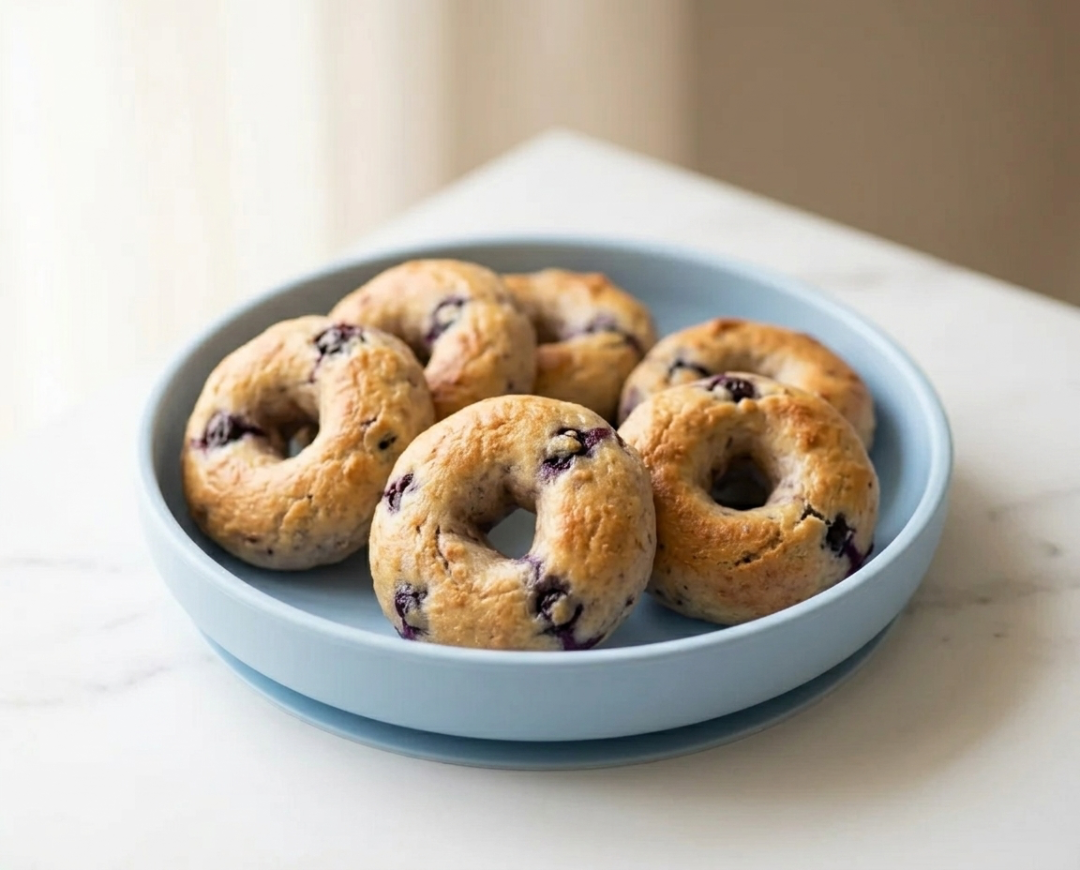 Mini Blueberry Yogurt Bagels