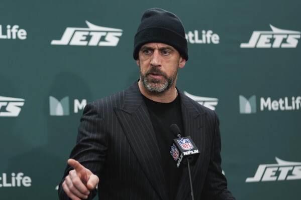 Aaron Rodgers saga proves how far Steelers have fallen