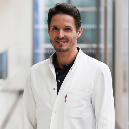 Prof. Dr. Stefan Schneeberger