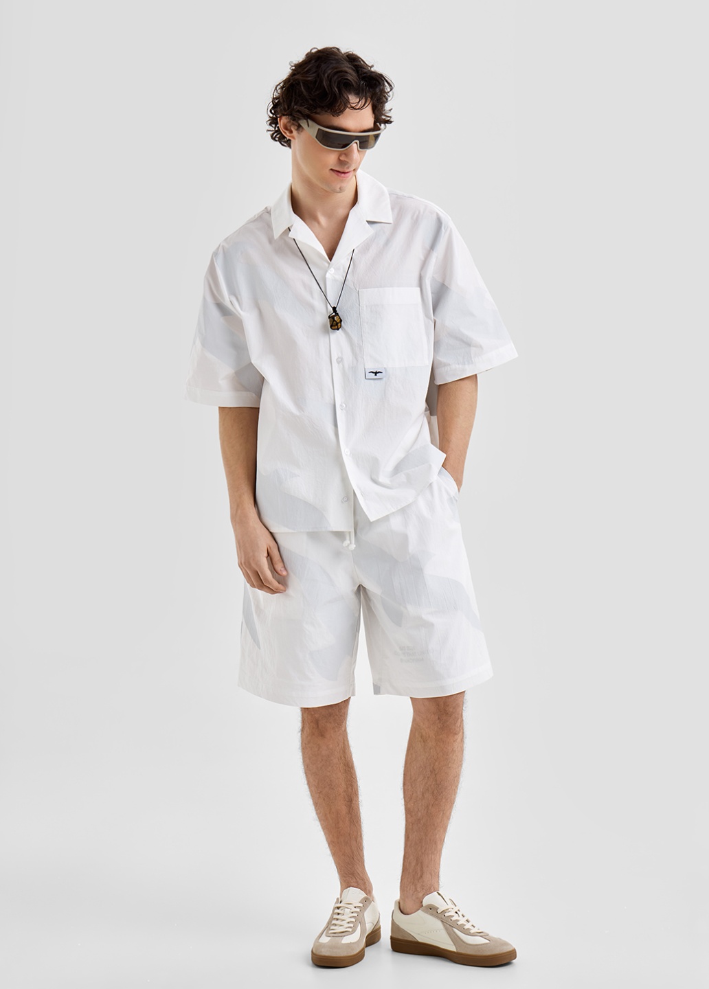 CORPORATE Suit "Leisure" BIRDVIEW - Product