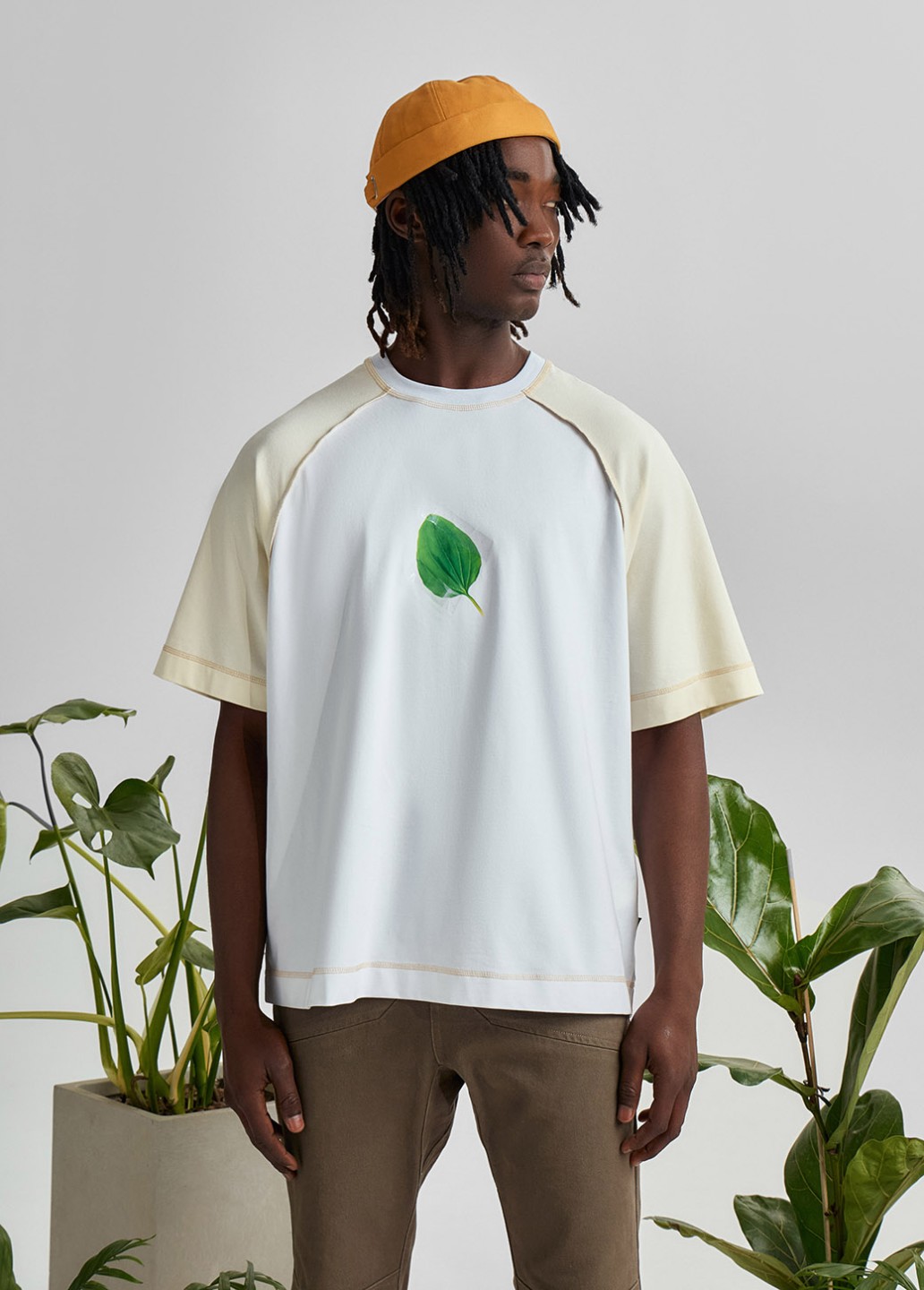 CORPORATE T-shirt TOUCHING GRASS Ok - Product