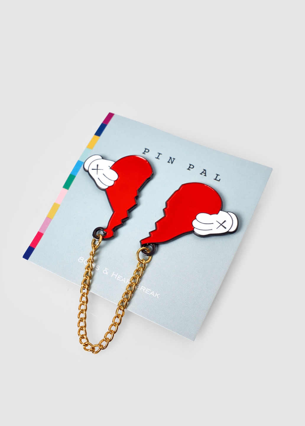 Пин с цепочкой - Product