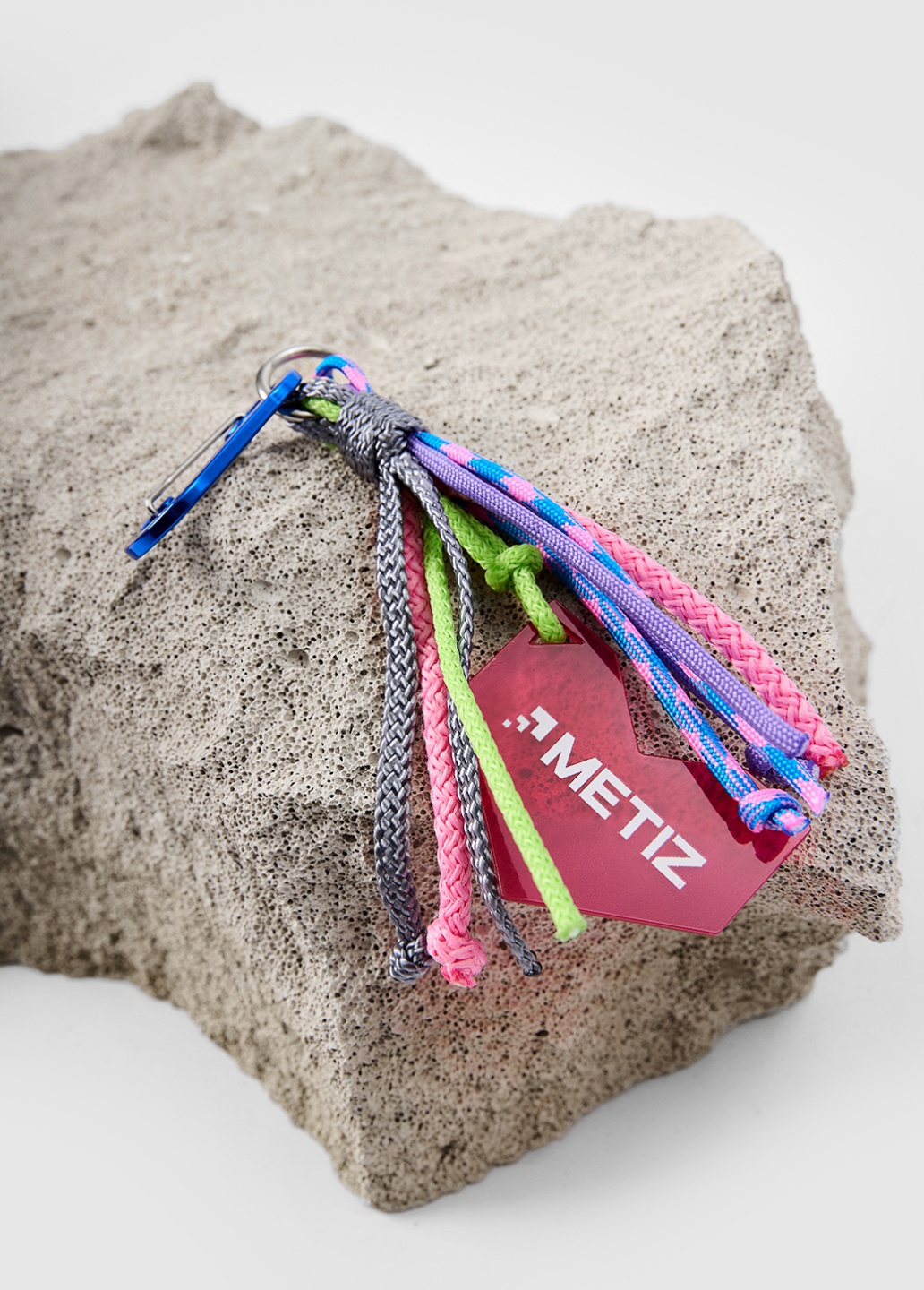 Брелок розовый брендированный - Product