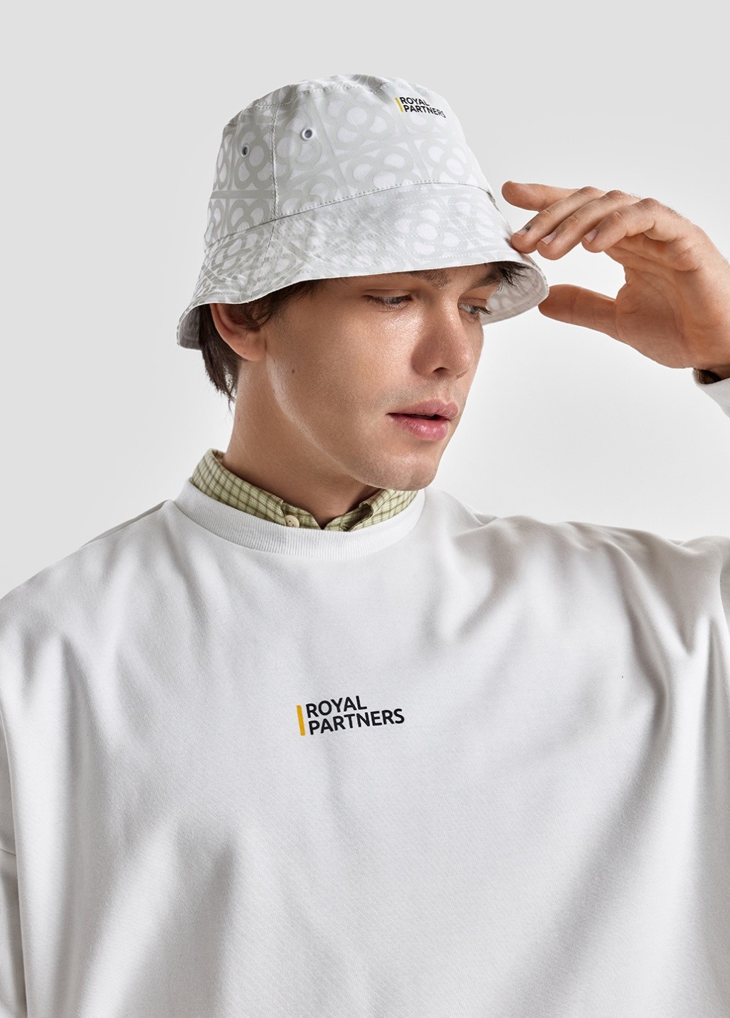 CORPORATE White Panama Royal Partners - Product