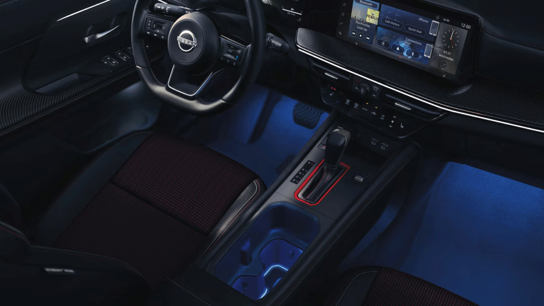 Vue intérieur du Nissan Kicks 2025 et du tableau de bord