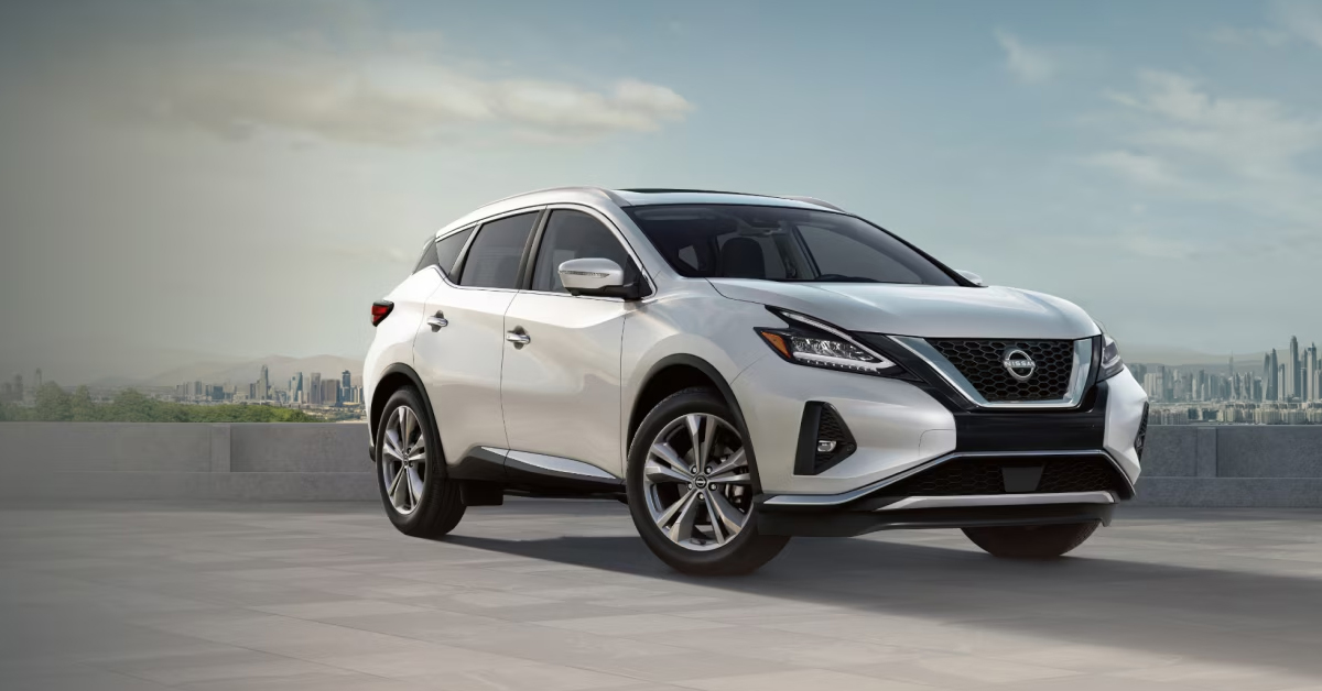 Vue avant du Nissan Murano 2024