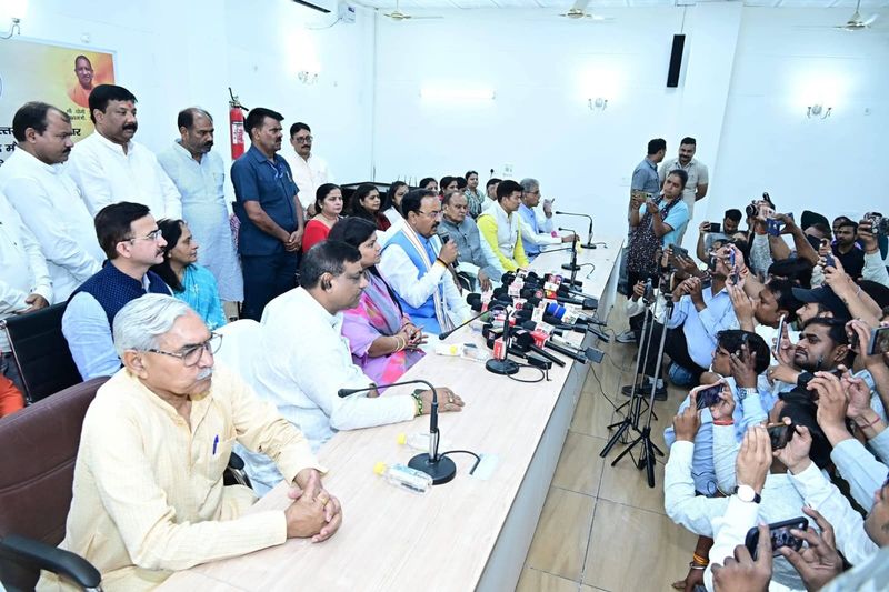 बरेली पहुंचे केशव प्रसाद मौर्य बोले “महिलाओं की भागीदारी पर समझौता नहीं” विपक्ष पर साधा निशाना