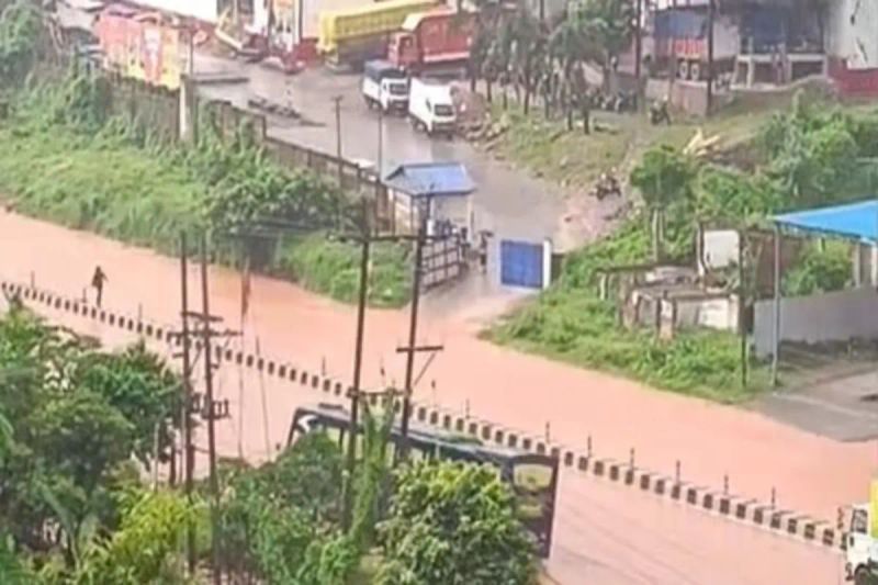 Guwahati rain: Traffic diversions imposed on NH-27 amid waterlogging
