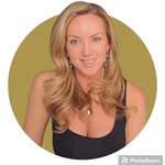 Career Growth with Lucy logo