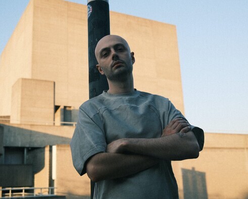 Kiss Club feat. Bailey Ibbs 