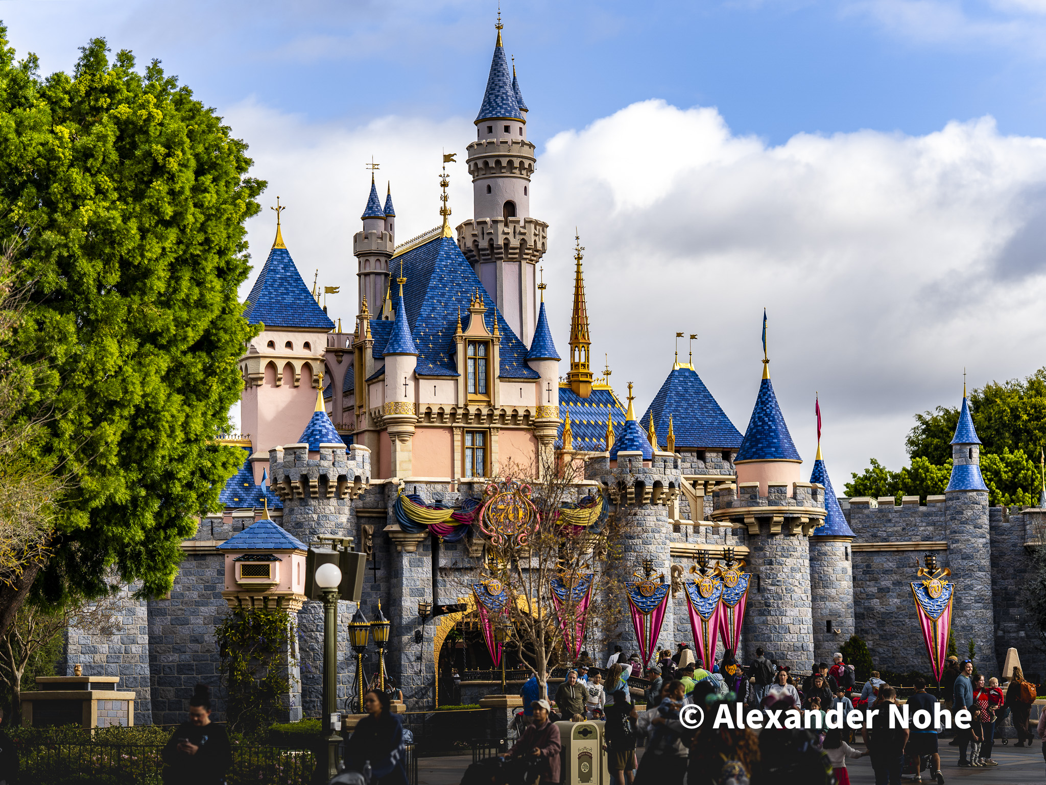 My photos from a family trip to Disneyland in February 2026. I snapped as many photos as I could before it downpoured.