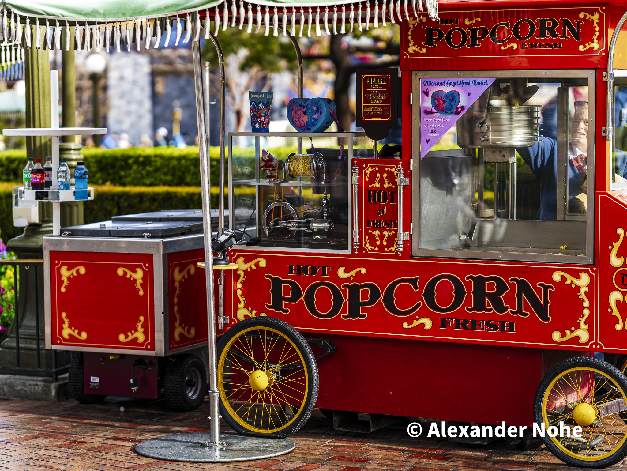 A popcorn cart