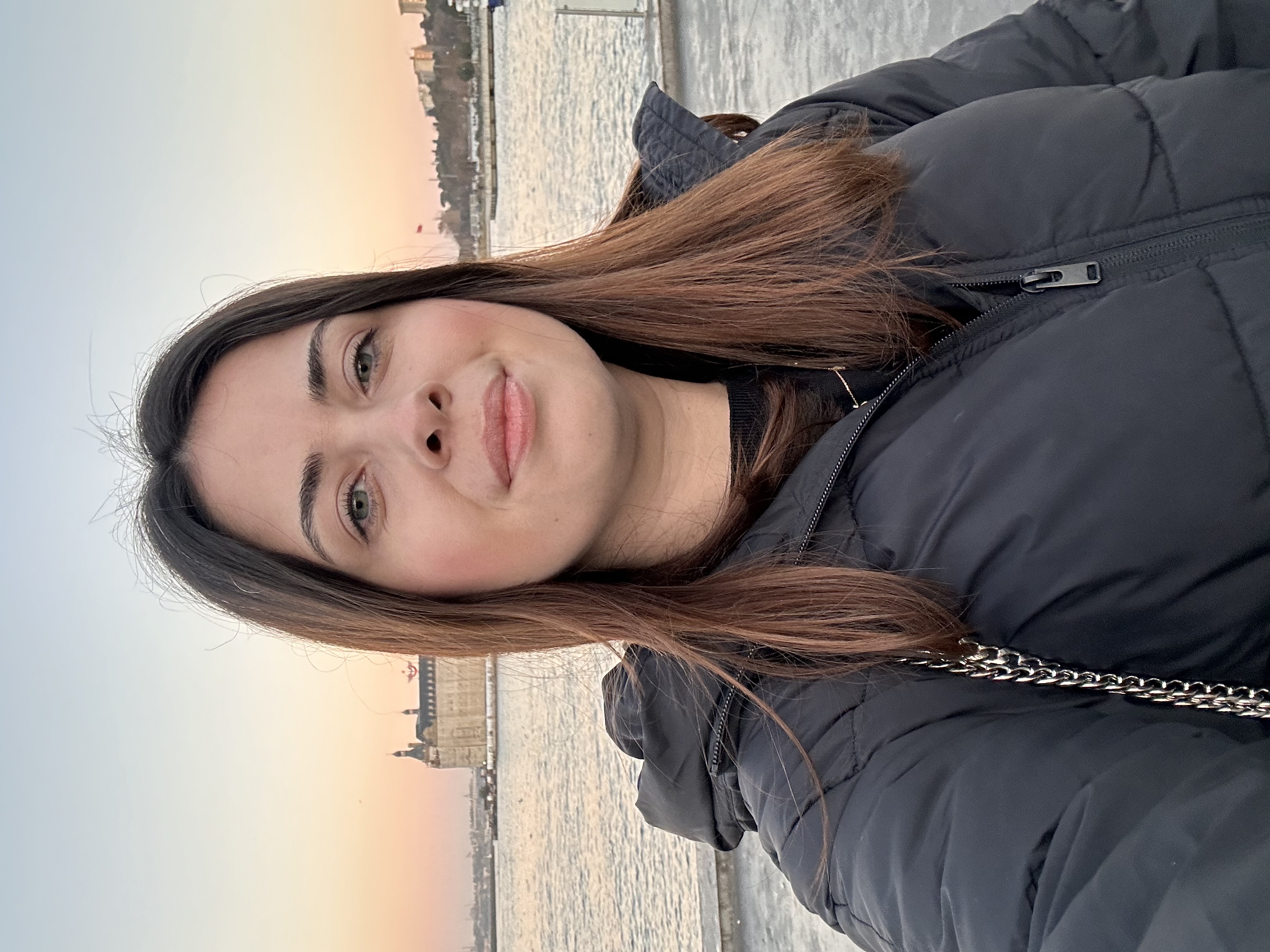 Bengisu Kalkan - Digital nomad in Netherlands